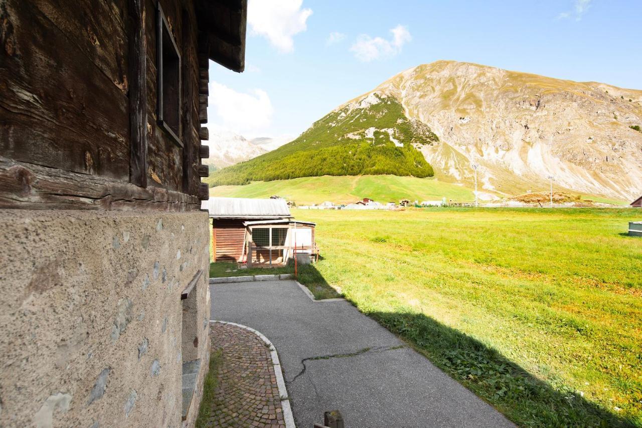 Baita Campacc Vago Apartment Livigno Bagian luar foto