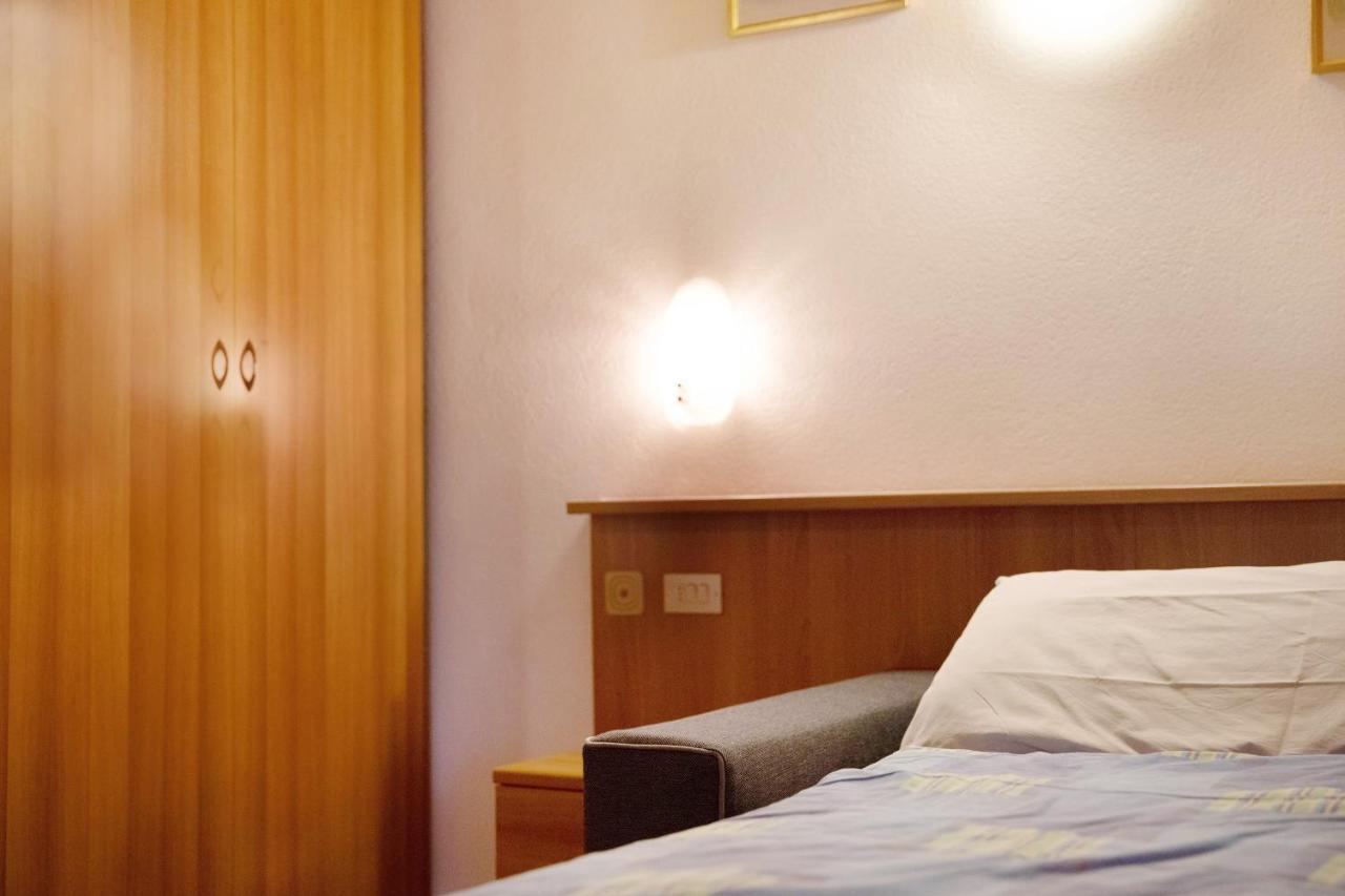 Baita Campacc Vago Apartment Livigno Bagian luar foto